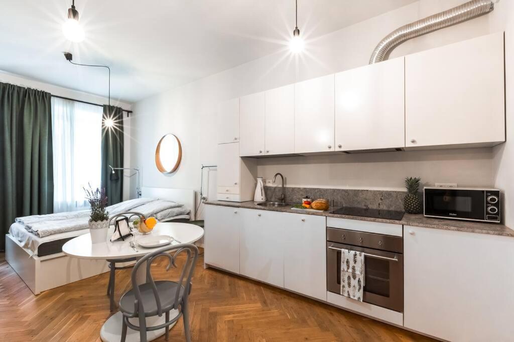Cute Apartment Perfect For Business And Travel. Warszawa Zewnętrze zdjęcie